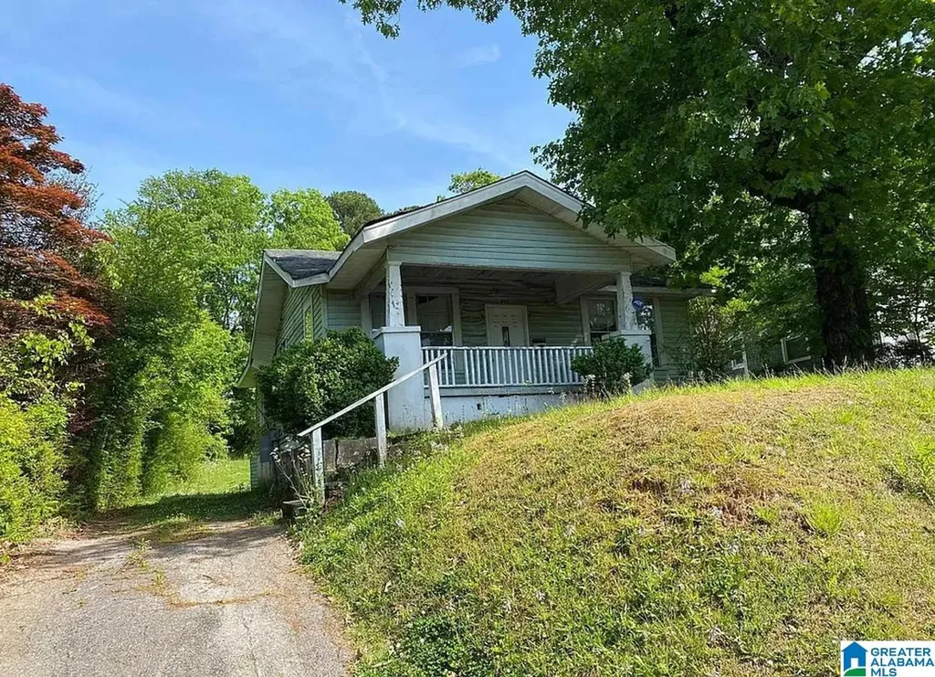 8215 8th Avenue S Birmingham AL 35206