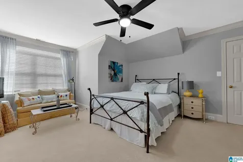 2200 Old Cahaba Place Helena AL 35080