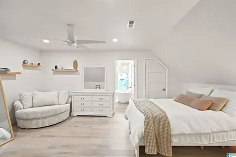 2419 Monte Vista Drive Vestavia Hills AL 35216