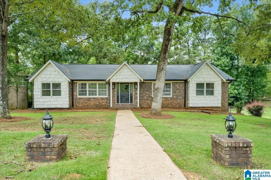 1372 Miami Trail Birmingham AL 35214
