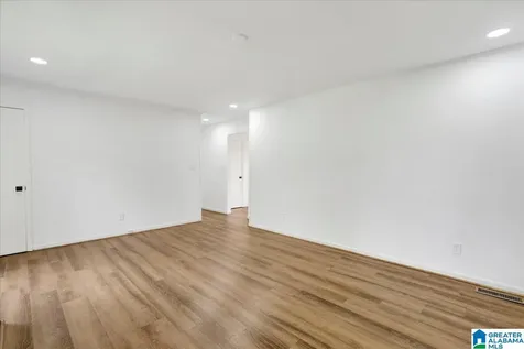 1372 Miami Trail Birmingham AL 35214