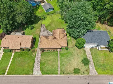 830 Sherwood Forest Drive Birmingham AL 35235