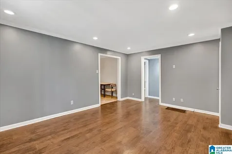 1309 19th Place SW Birmingham AL 35211