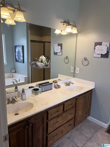 6054 Lakeside Drive Mount Olive AL 35117