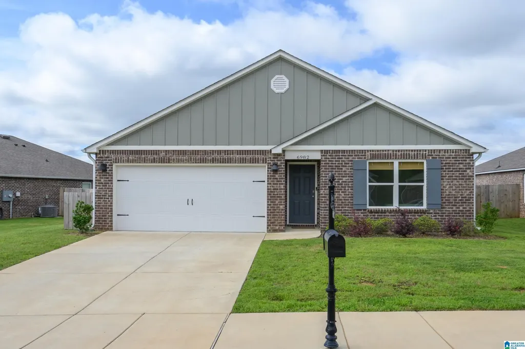 6982 Southern Trace Loop Leeds AL 35094
