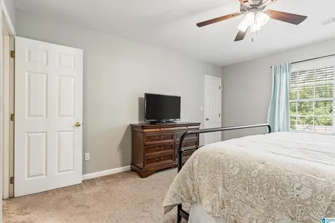 129 S Run Circle Hoover AL 35244