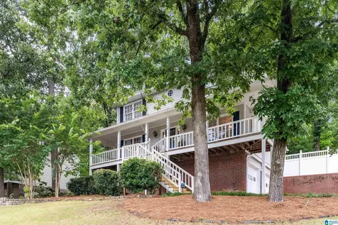 129 S Run Circle Hoover AL 35244