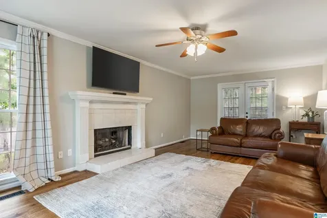 129 S Run Circle Hoover AL 35244