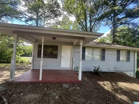 1700 4th Way NW Center Point AL 35215