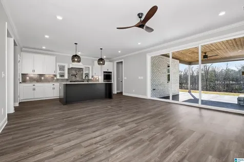 1818 Blackridge Circle Hoover AL 35244