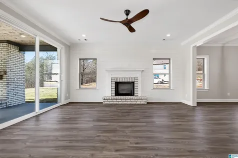 1818 Blackridge Circle Hoover AL 35244