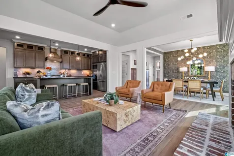 1616 Blackridge Circle Hoover AL 35244