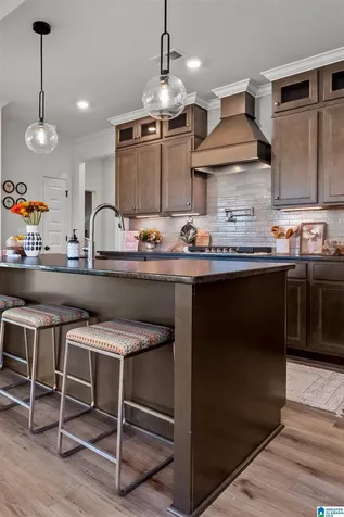 1616 Blackridge Circle Hoover AL 35244
