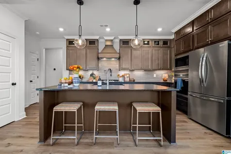 1616 Blackridge Circle Hoover AL 35244