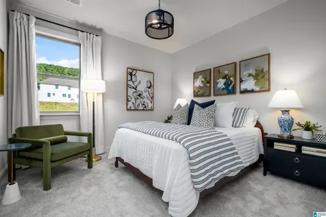 1616 Blackridge Circle Hoover AL 35244