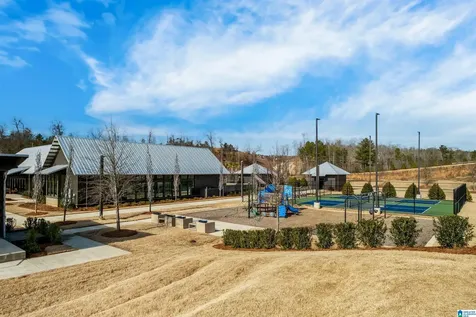 1616 Blackridge Circle Hoover AL 35244