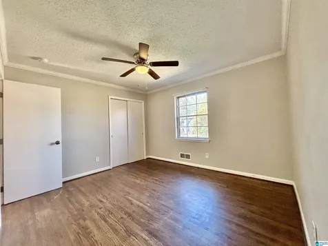525 27th Avenue Center Point AL 35215