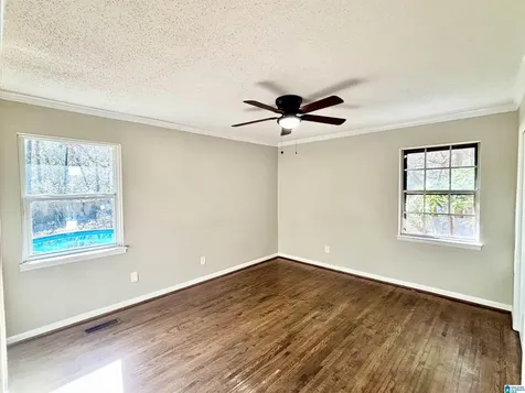 525 27th Avenue Center Point AL 35215