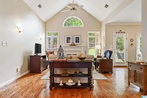 217 Beaver Crest Circle Pelham AL 35124