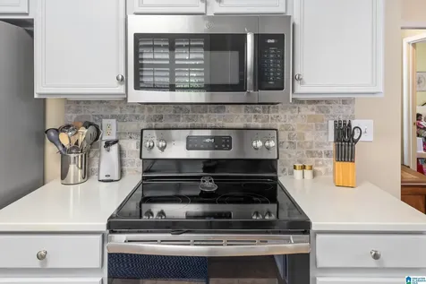 3073 Summit Drive Fultondale AL 35068