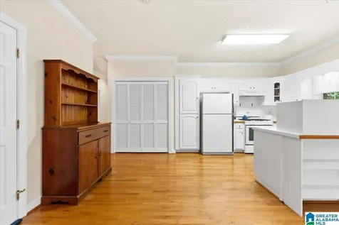 4024 Christopher Drive Vestavia Hills AL 35243