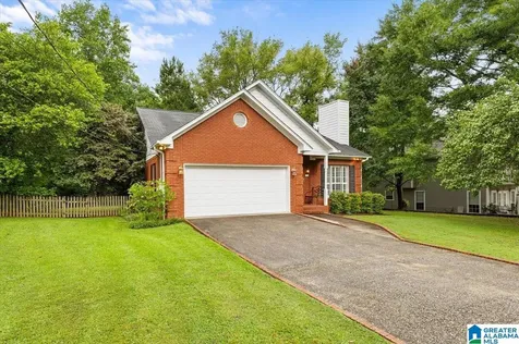 4024 Christopher Drive Vestavia Hills AL 35243