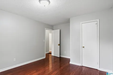 128 Red Mill Road Birmingham AL 35215