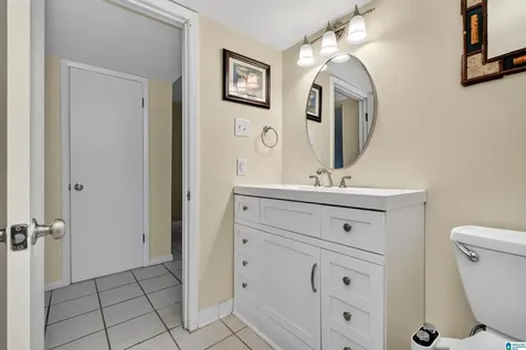 2725 Southbury Circle Vestavia Hills AL 35216