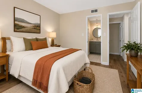 2725 Southbury Circle Vestavia Hills AL 35216