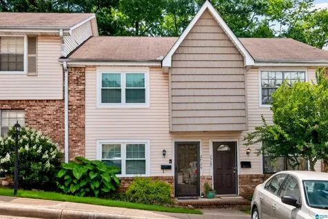 2725 Southbury Circle Vestavia Hills AL 35216