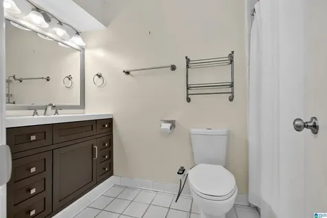 2725 Southbury Circle Vestavia Hills AL 35216