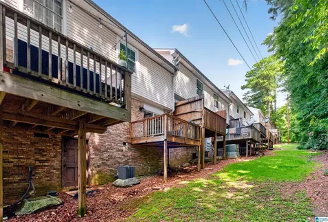 2725 Southbury Circle Vestavia Hills AL 35216