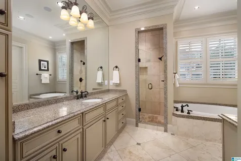 4326 Boulder Lake Circle Vestavia Hills AL 35242