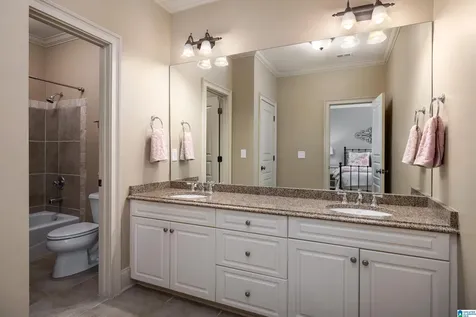 4326 Boulder Lake Circle Vestavia Hills AL 35242