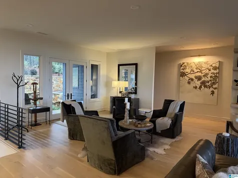 4627 Dolly Ridge Road Vestavia Hills AL 35243