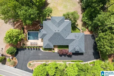 4627 Dolly Ridge Road Vestavia Hills AL 35243