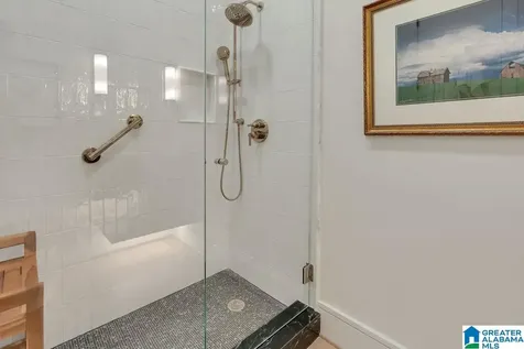 4627 Dolly Ridge Road Vestavia Hills AL 35243