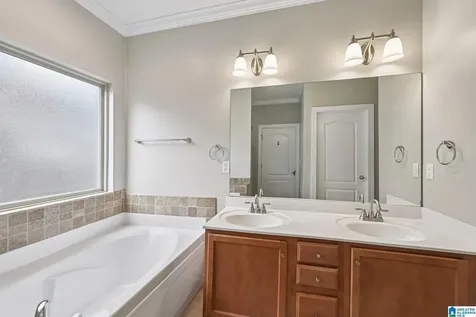 156 Glen Cross Circle Trussville AL 35173