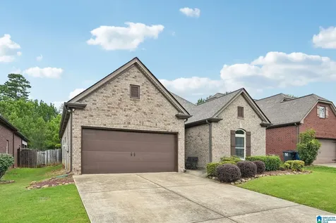 156 Glen Cross Circle Trussville AL 35173