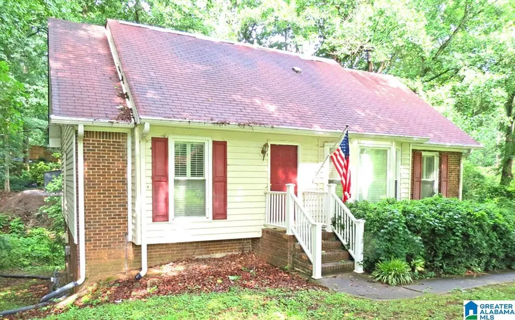 3293 Farrington Wood Drive Birmingham AL 35243