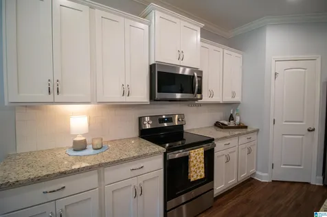 2048 NE Austin Drive Cullman AL 35058