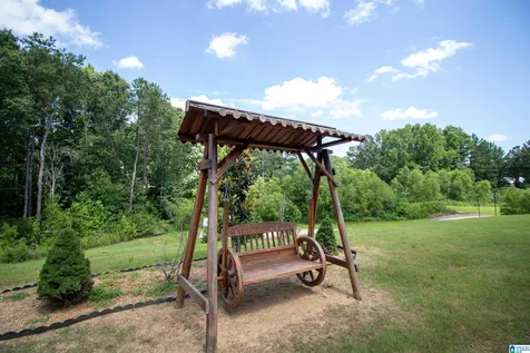 2048 NE Austin Drive Cullman AL 35058