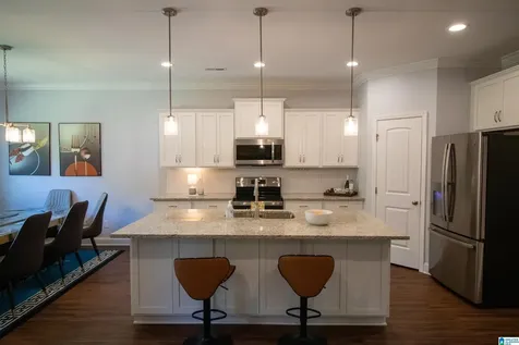 2048 NE Austin Drive Cullman AL 35058