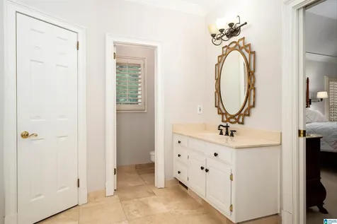 2348 Country Ridge Drive Vestavia Hills AL 35243