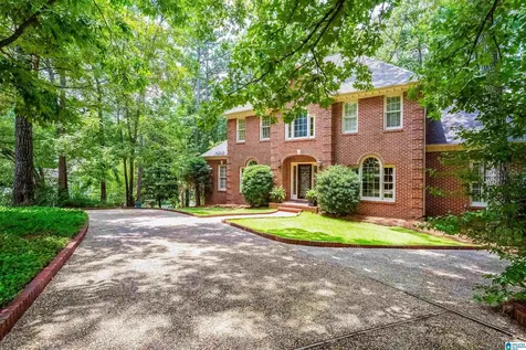 2348 Country Ridge Drive Vestavia Hills AL 35243
