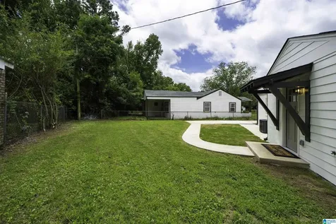 2001 Henry Crumpton Drive Birmingham AL 35211