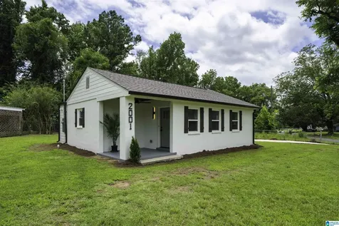 2001 Henry Crumpton Drive Birmingham AL 35211