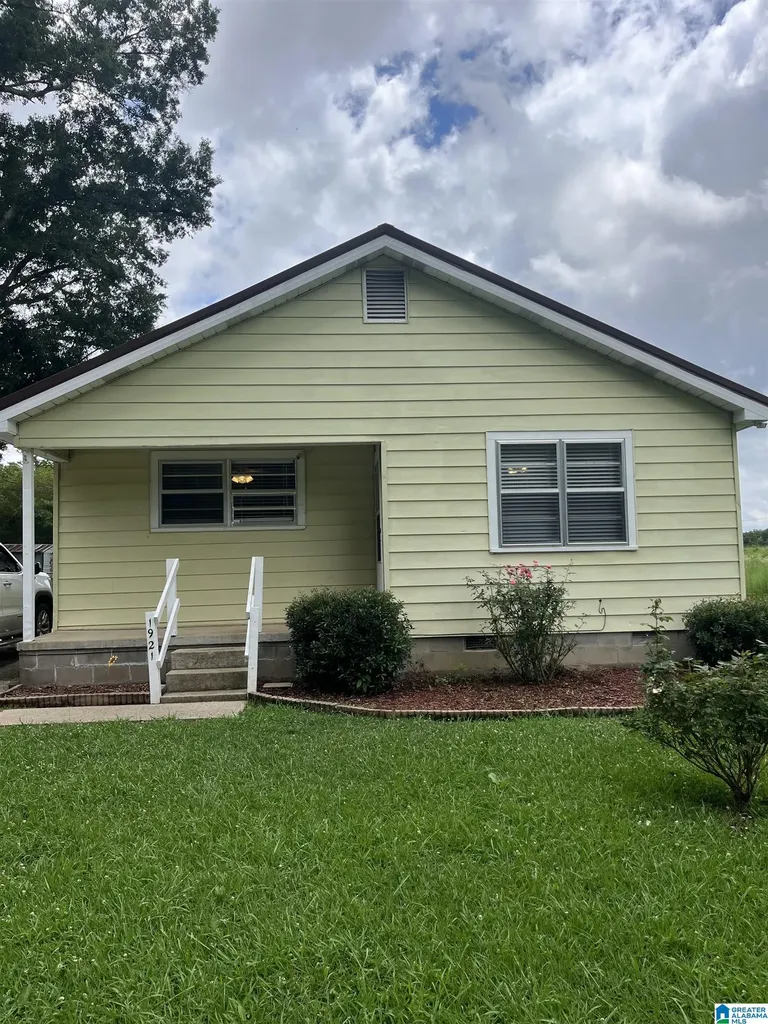 1921 Sadlertown Road Bessemer AL 35022