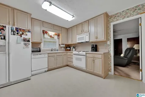 700 Gene Rose Street Sylacauga AL 35151