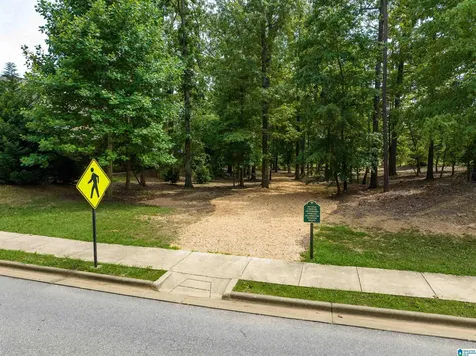 1042 Regent Park Drive Birmingham AL 35242